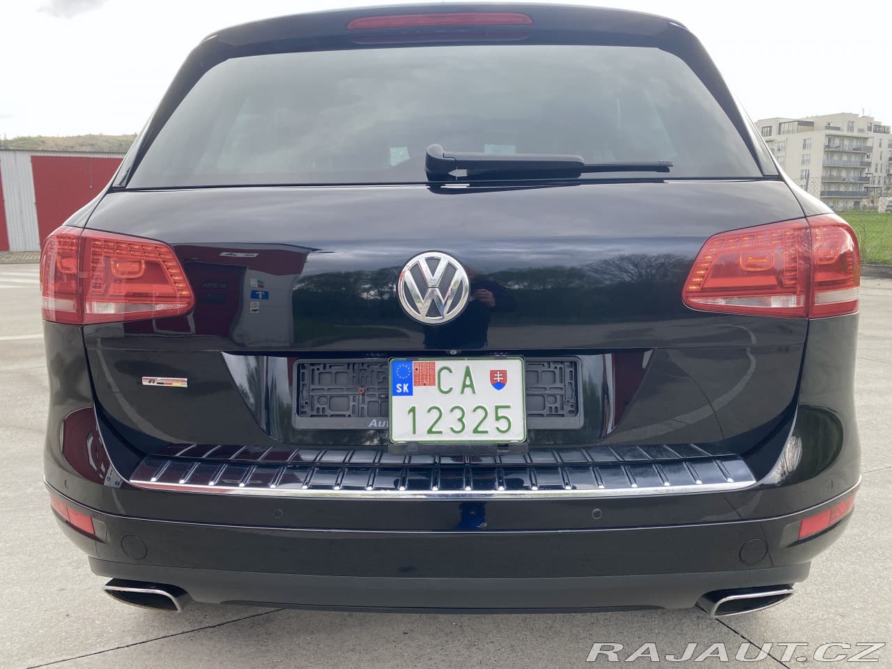 2013 Volkswagen Touareg - 10