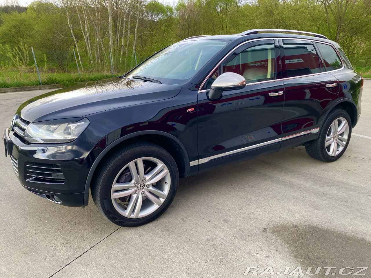 2013 Volkswagen Touareg - 15