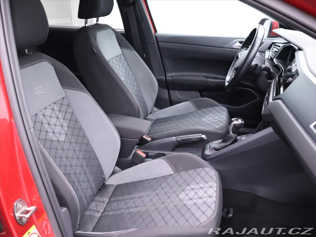 2022 Volkswagen Taigo - 13