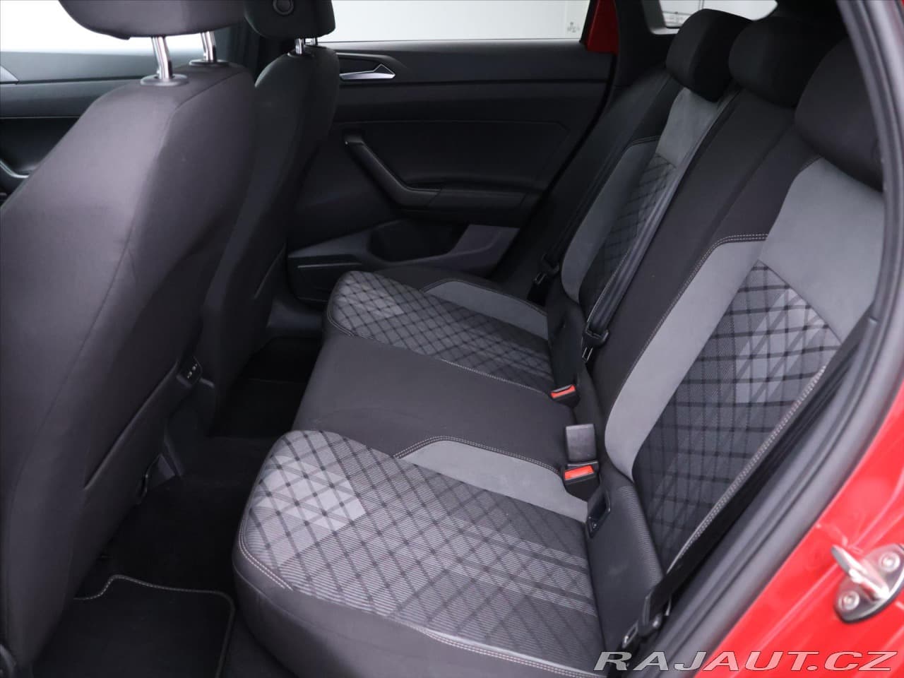 2022 Volkswagen Taigo - 15