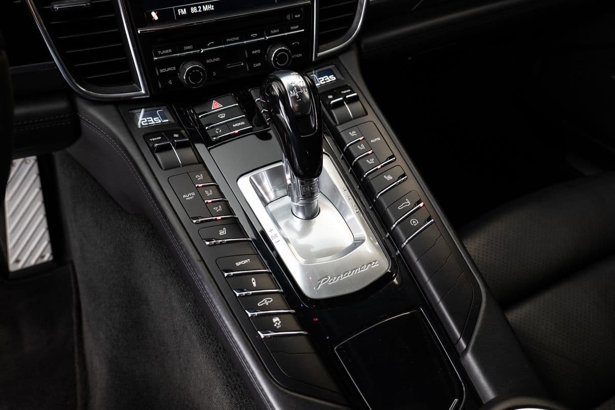 2011 Porsche Panamera - 13