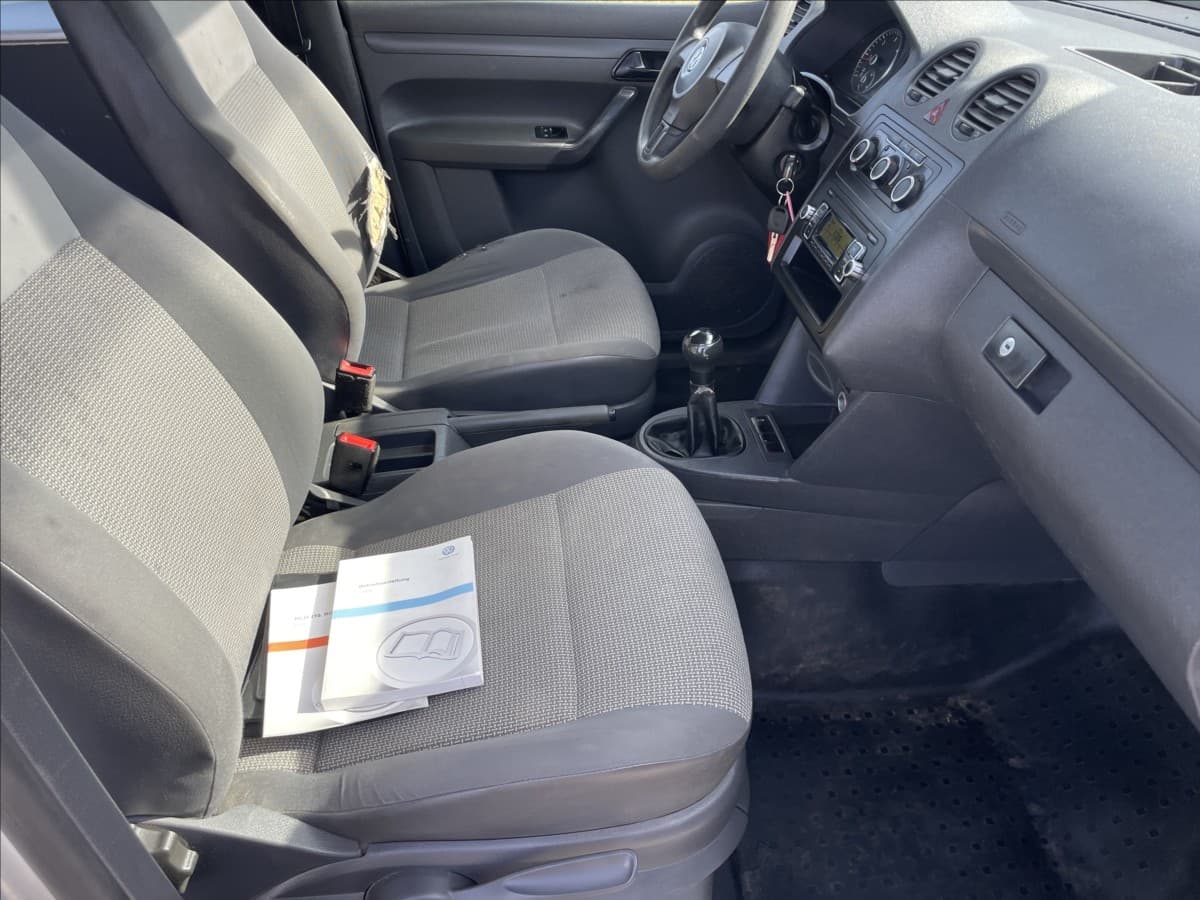 2011 Volkswagen Caddy - 12