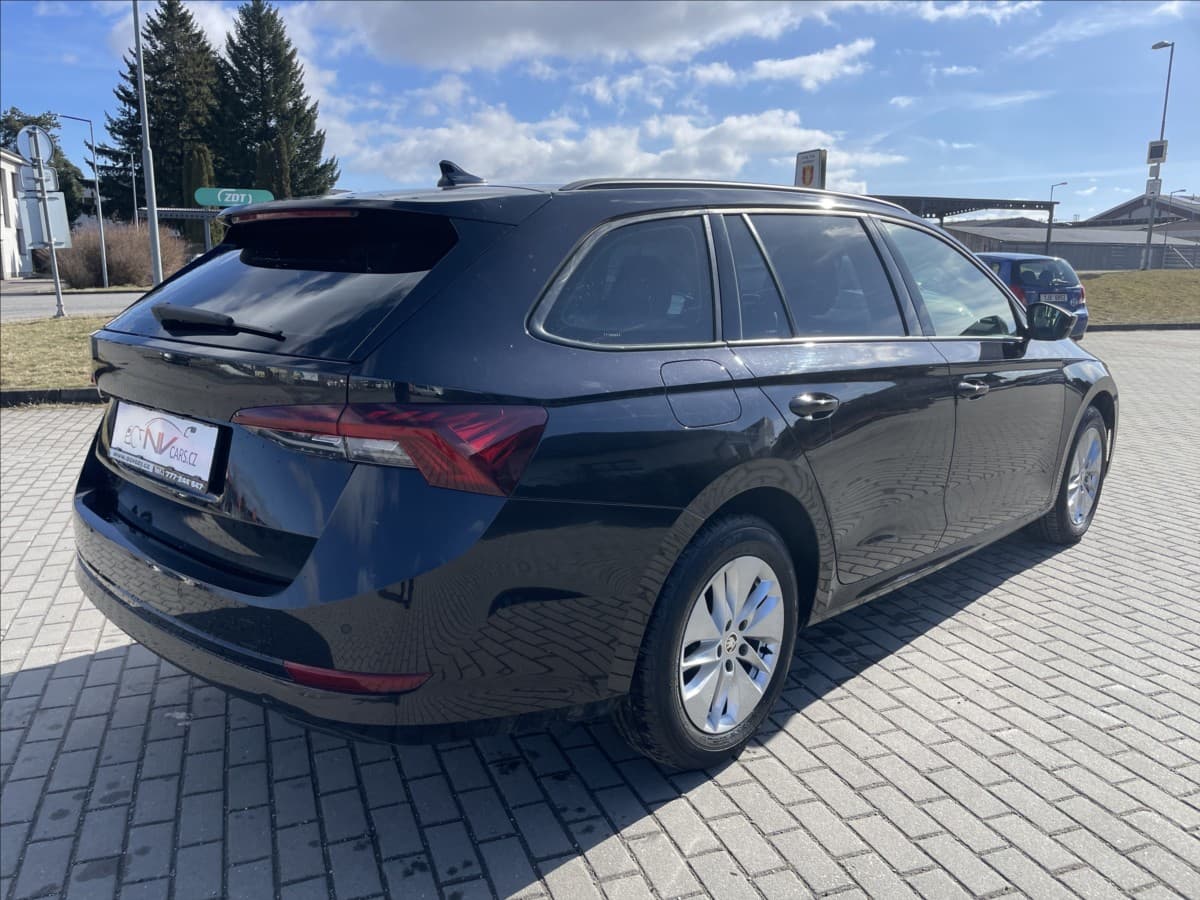 2023 Škoda Octavia - 4