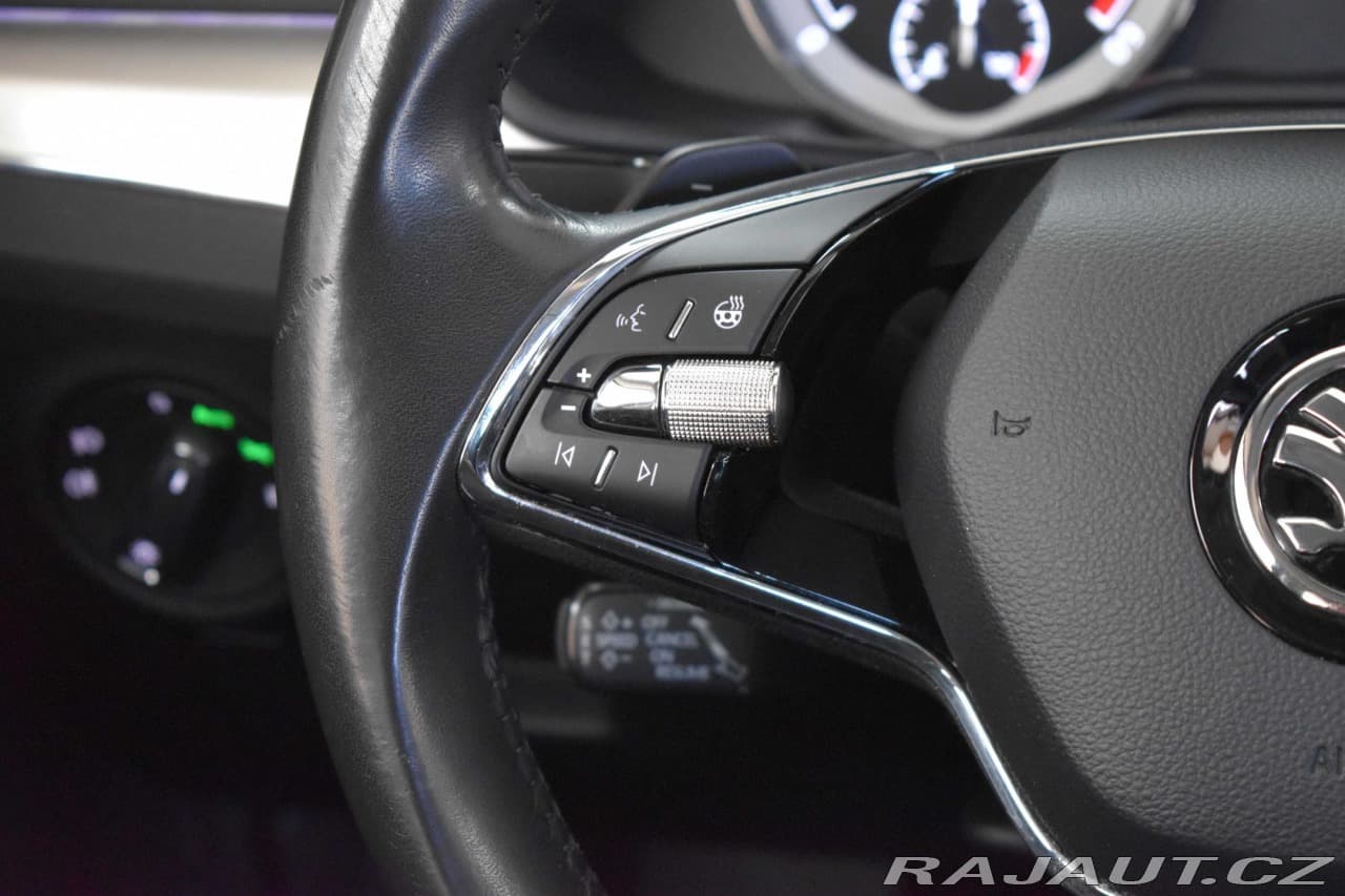 2021 Škoda Superb - 19