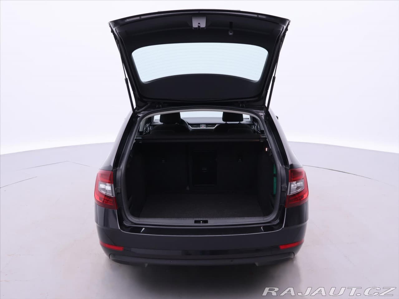 2019 Škoda Octavia - 9