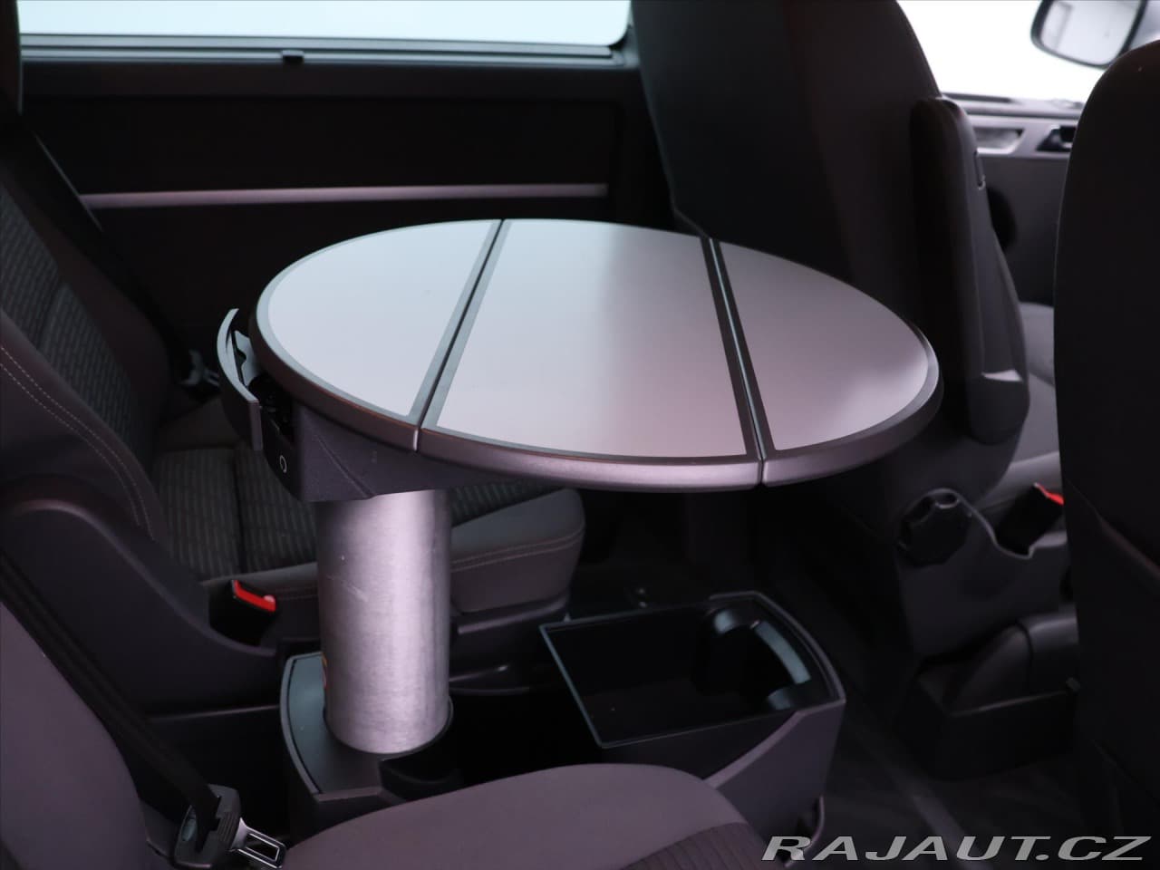 2012 Volkswagen Multivan - 13