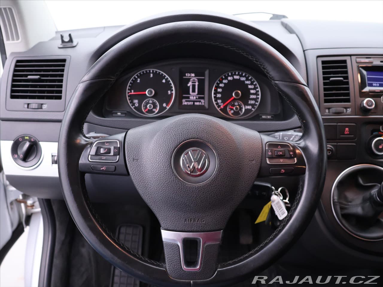 2012 Volkswagen Multivan - 18