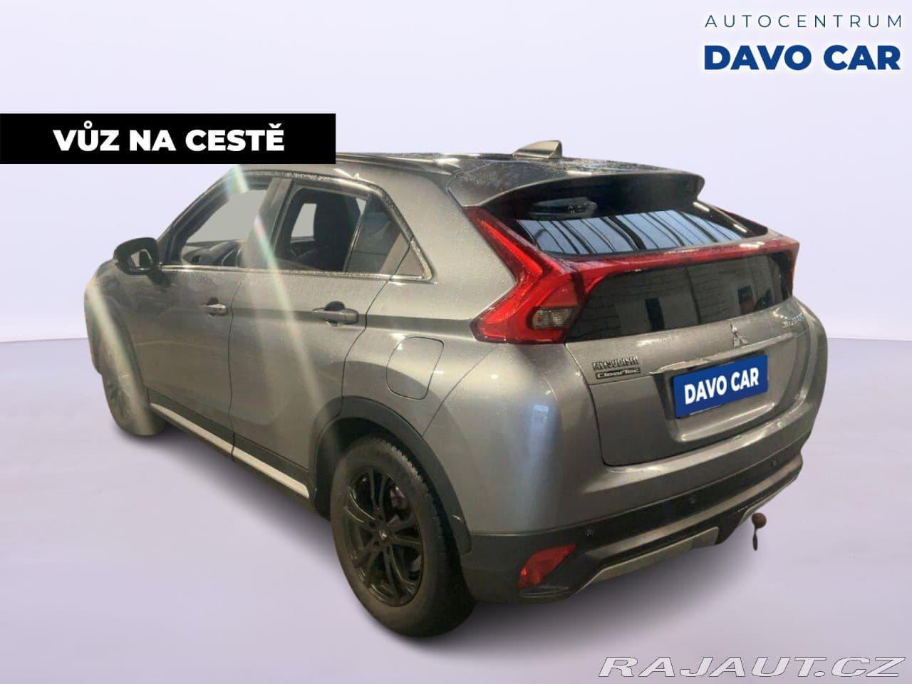 2018 Mitsubishi Eclipse - 2