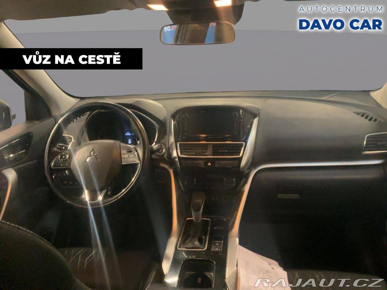 2018 Mitsubishi Eclipse - 3