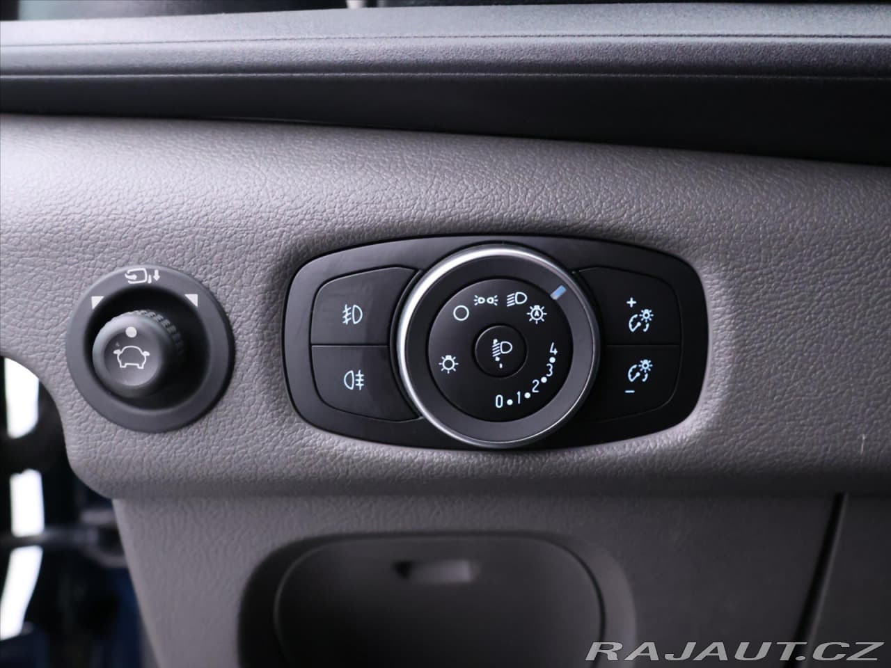 2021 Ford Transit - 18