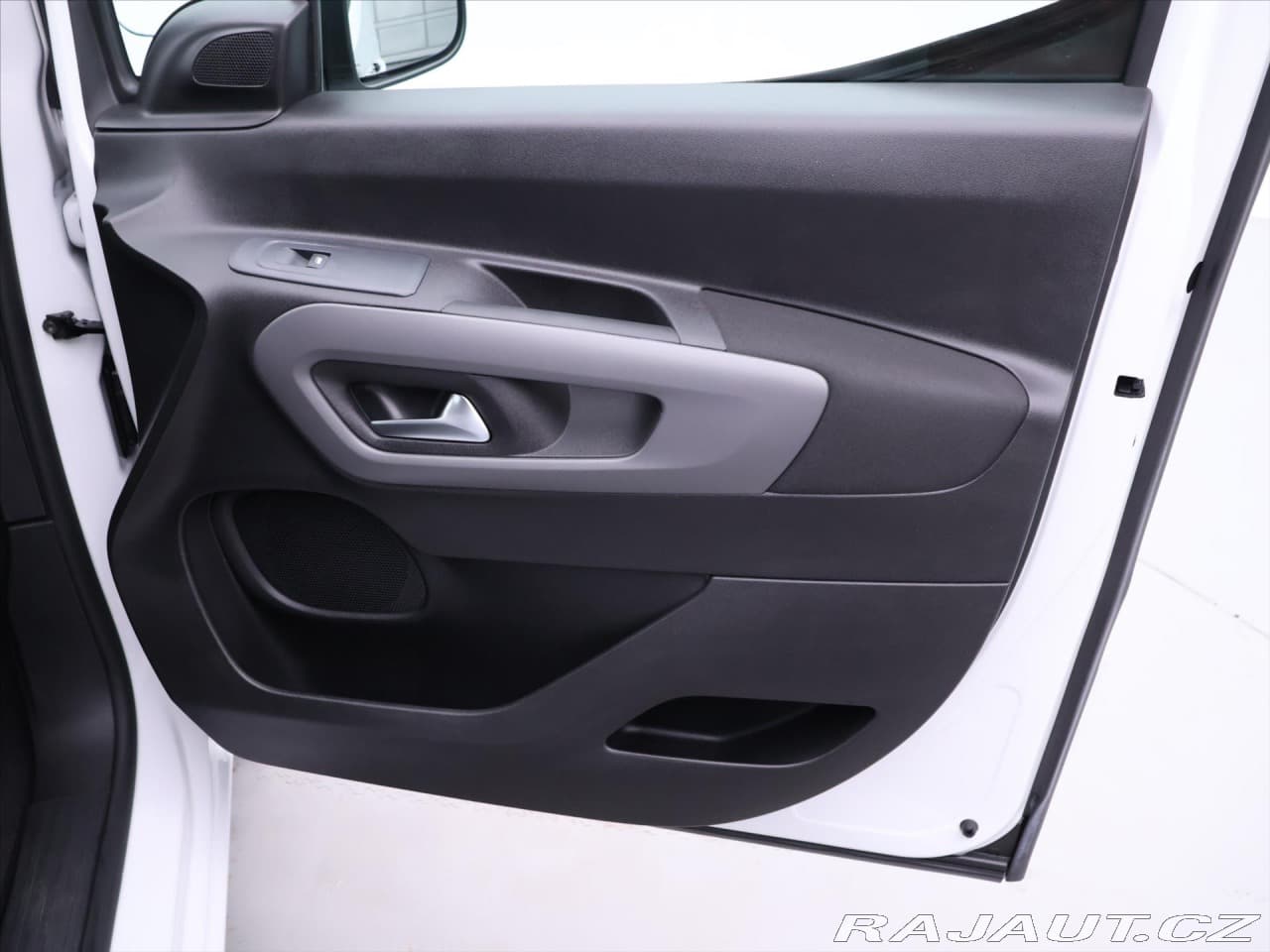 2022 Toyota Ostatní - 13