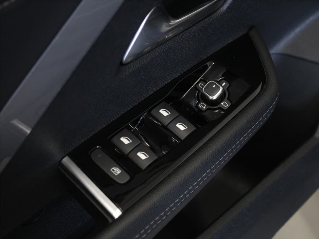 2025 Opel Astra - 18