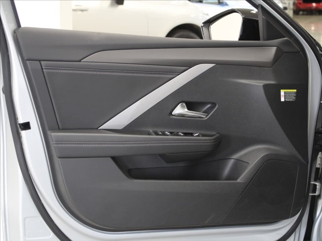 2025 Opel Astra - 17