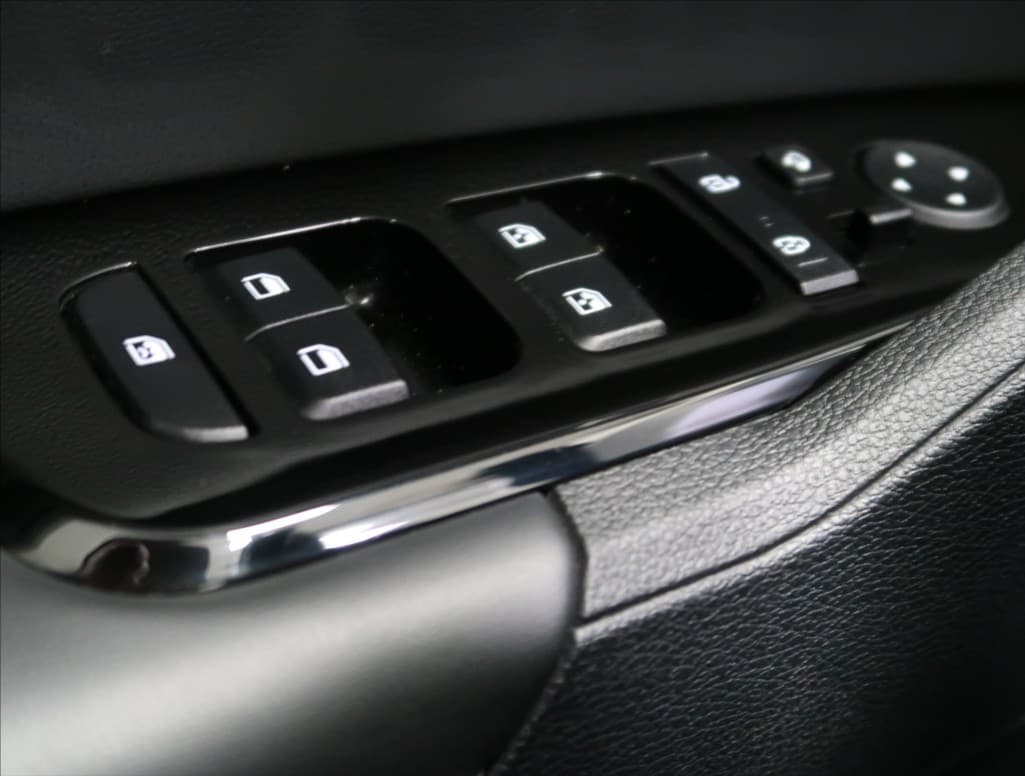 2022 Kia Sportage - 18