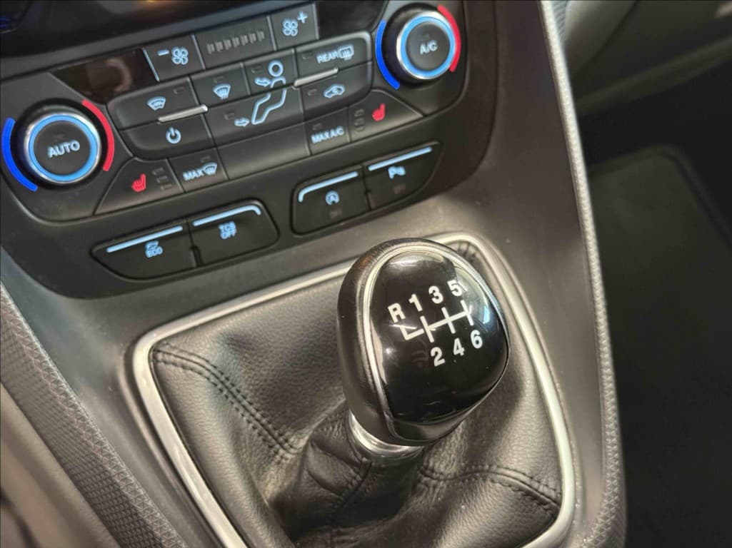 2021 Ford Tourneo - 17