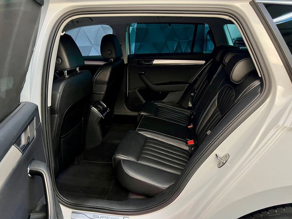 2021 Škoda Superb - 12