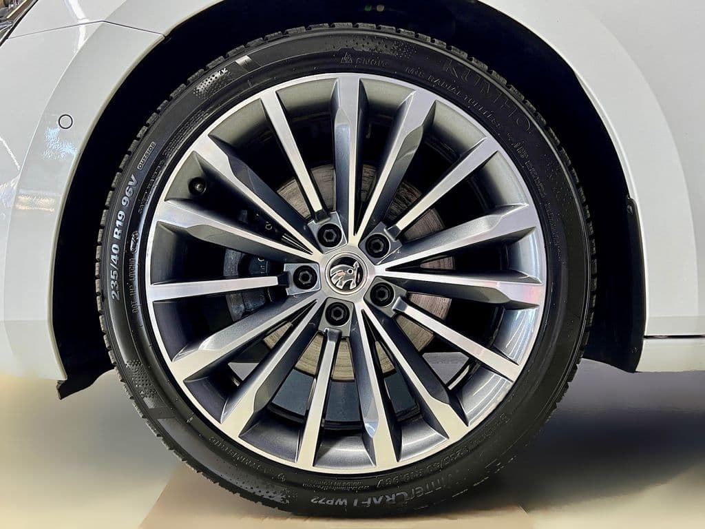 2021 Škoda Superb - 9