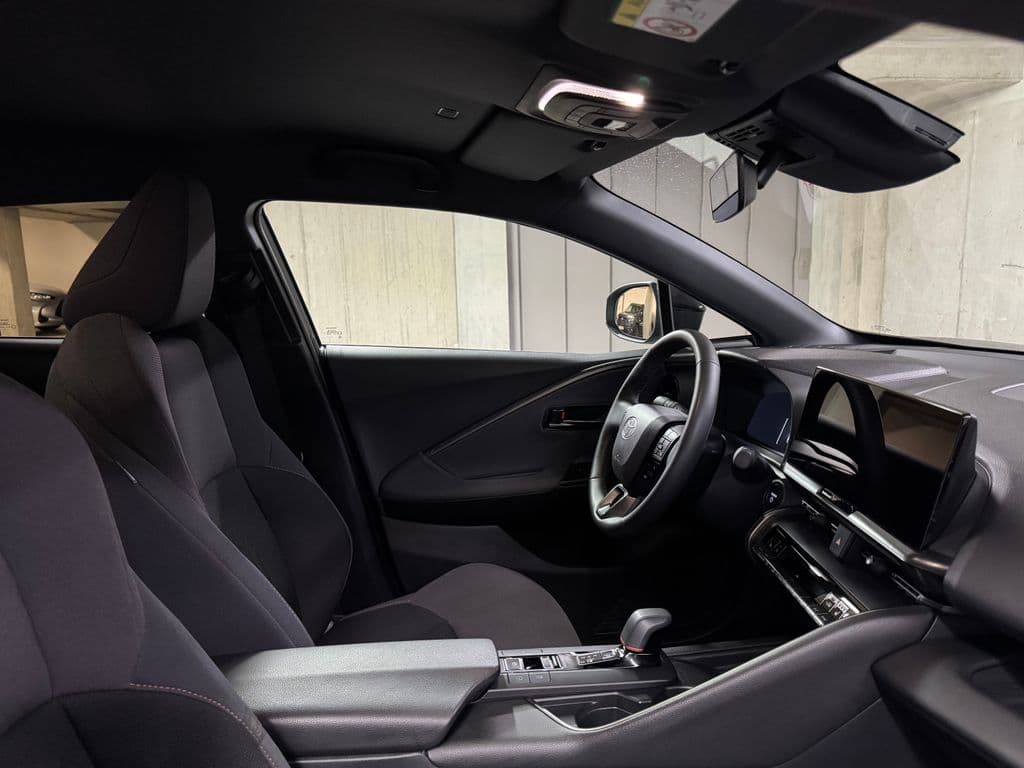 2024 Toyota C-Hr - 11