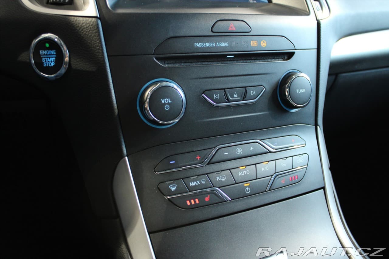 2019 Ford Galaxy - 19