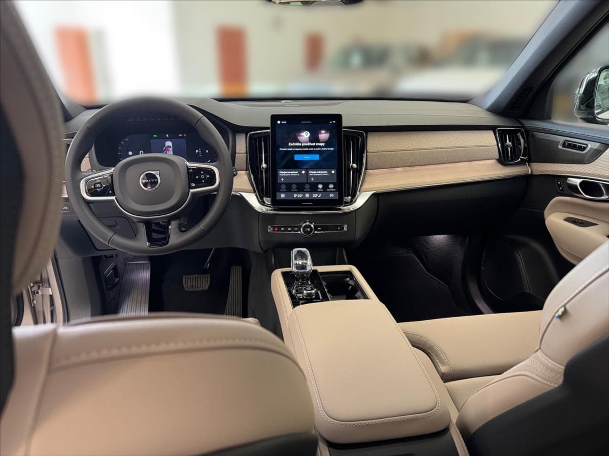 2025 Volvo Xc90 - 10