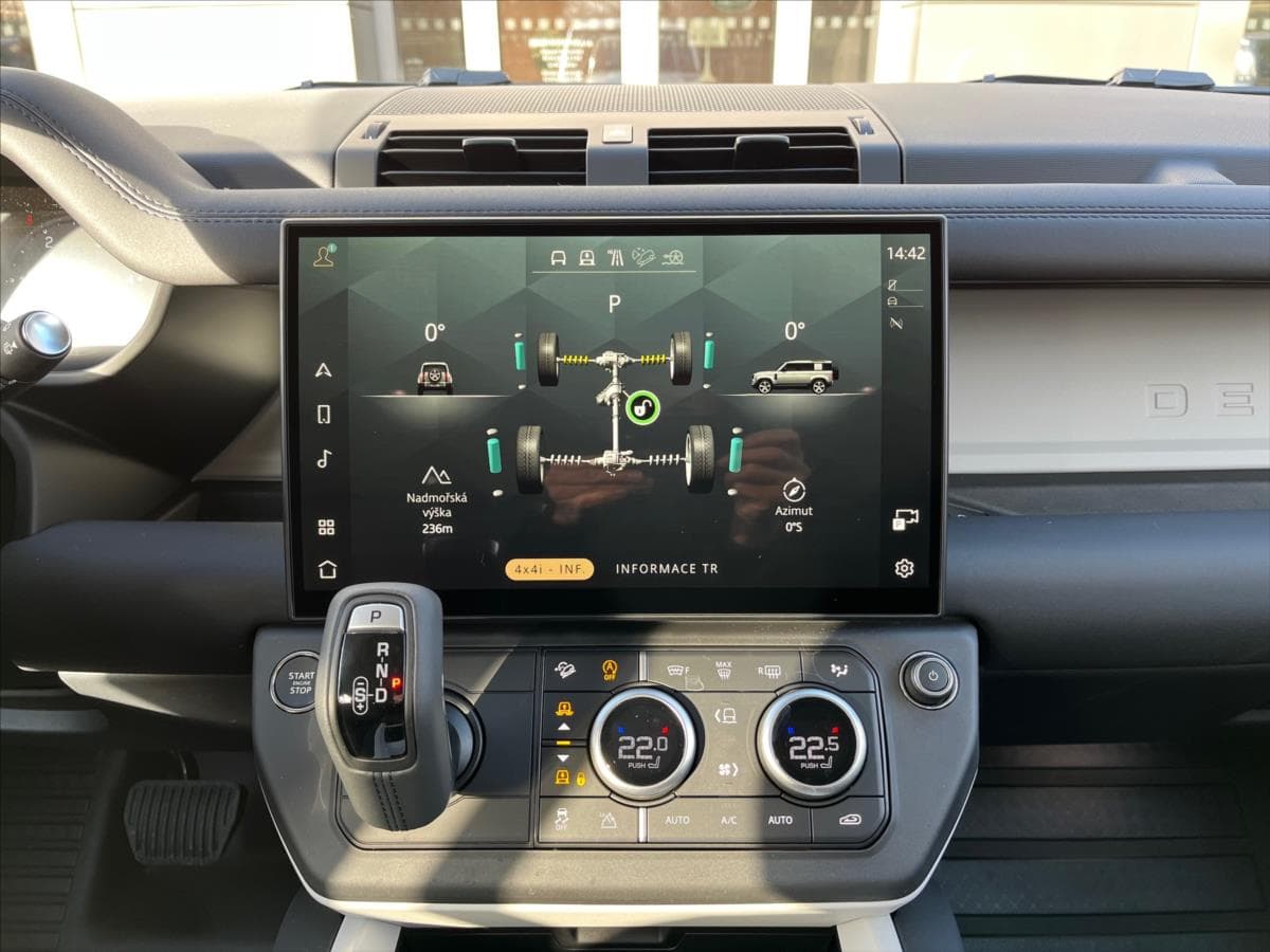 2026 Land Rover Defender - 14