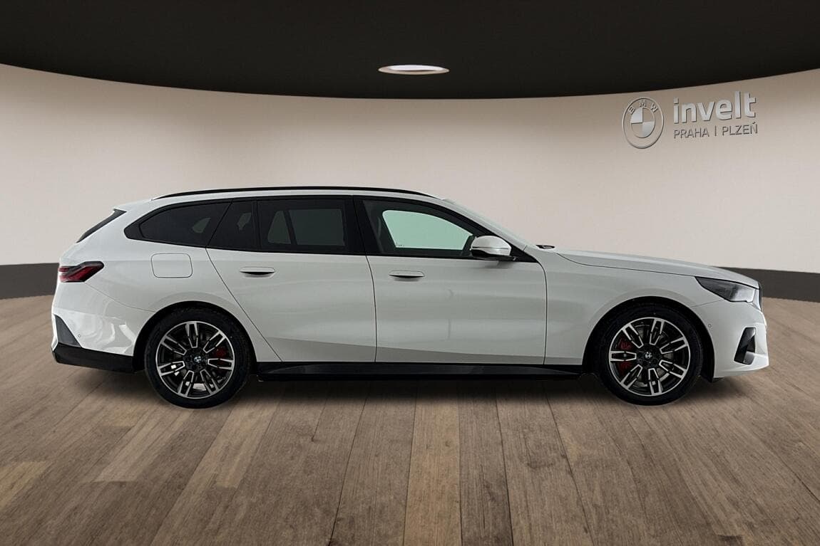 2025 BMW 5-Series - 2