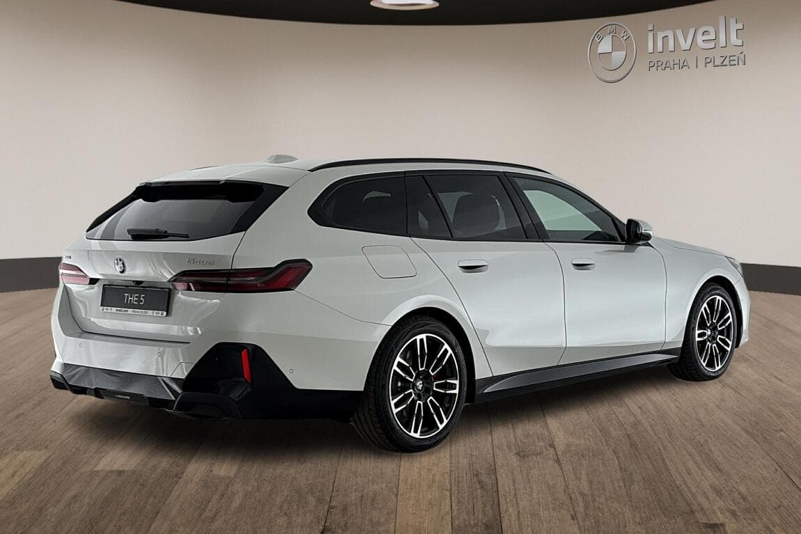 2025 BMW 5-Series - 3