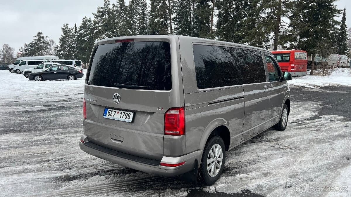 2017 Volkswagen Caravelle - 4