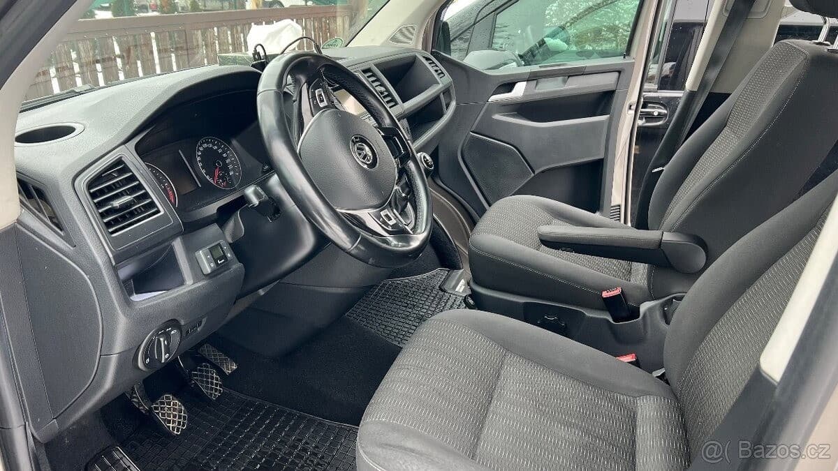 2017 Volkswagen Caravelle - 7