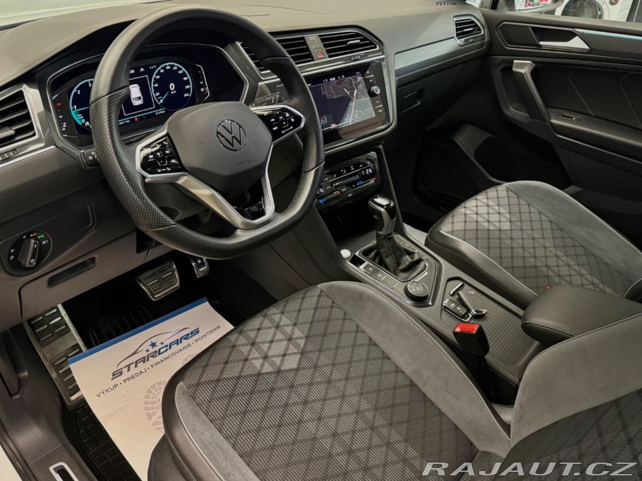 2022 Volkswagen Tiguan - 12