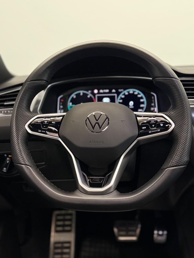 2022 Volkswagen Tiguan - 13