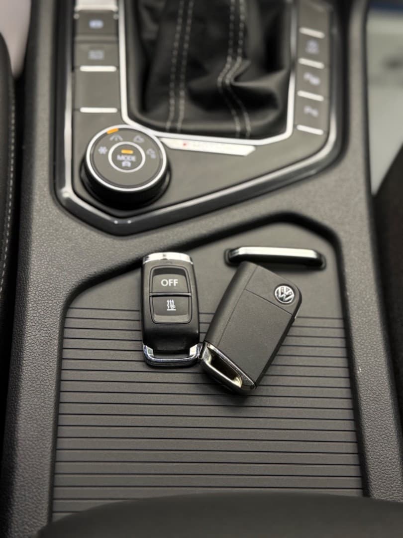 2022 Volkswagen Tiguan - 18