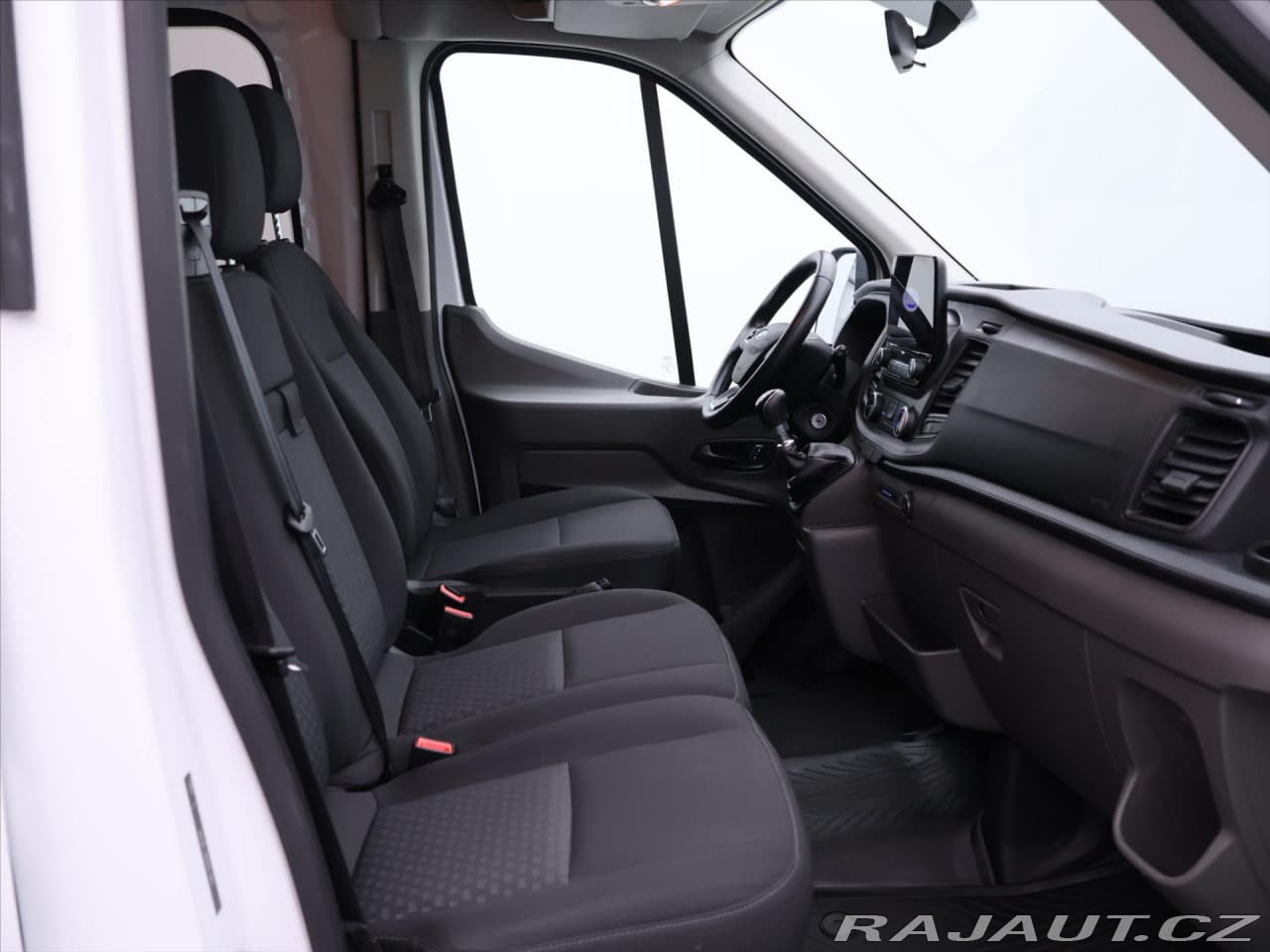 2020 Ford Transit - 12