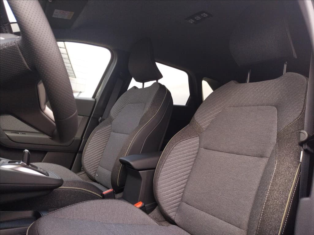 2025 Mitsubishi Grandis - 7