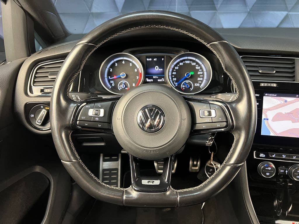 2019 Volkswagen Golf - 13