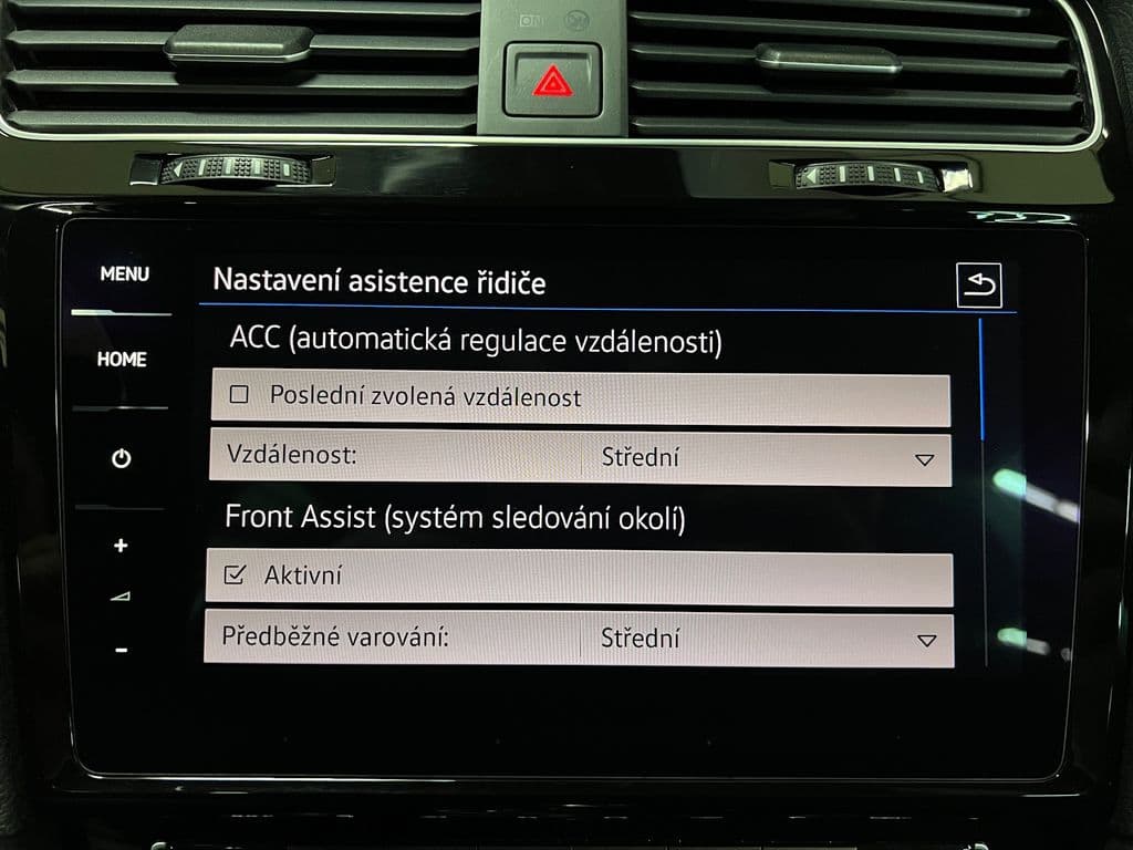 2019 Volkswagen Golf - 18