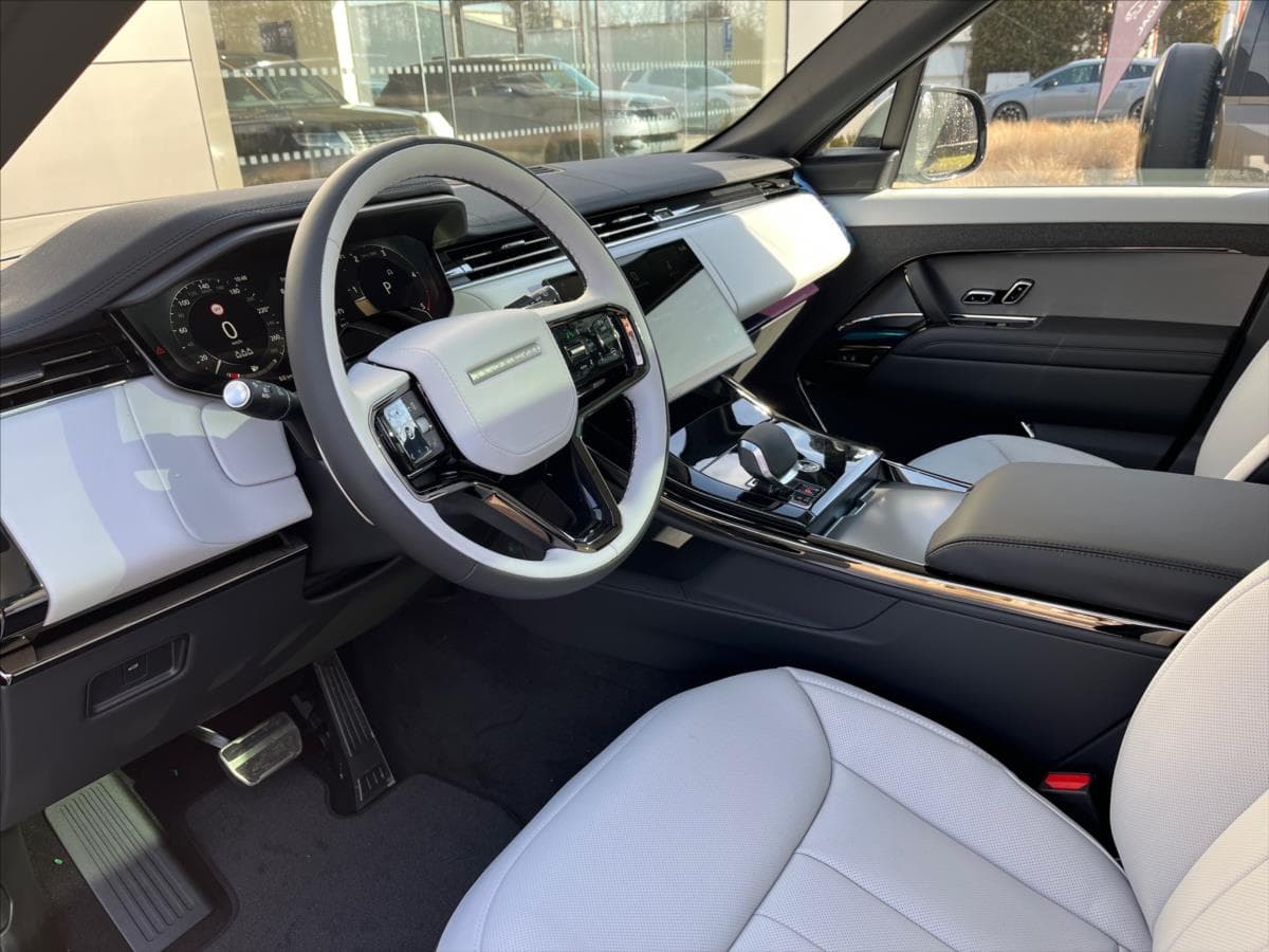 2026 Land Rover Range Rover Sport - 8