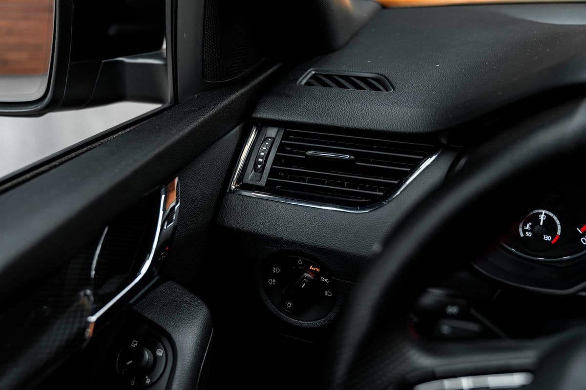 2016 Škoda Octavia - 16