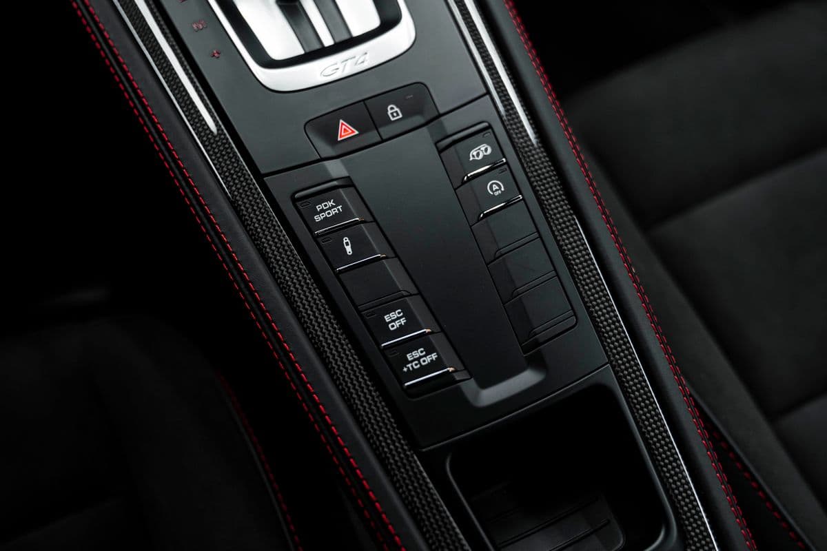 2023 Porsche 718 - 16