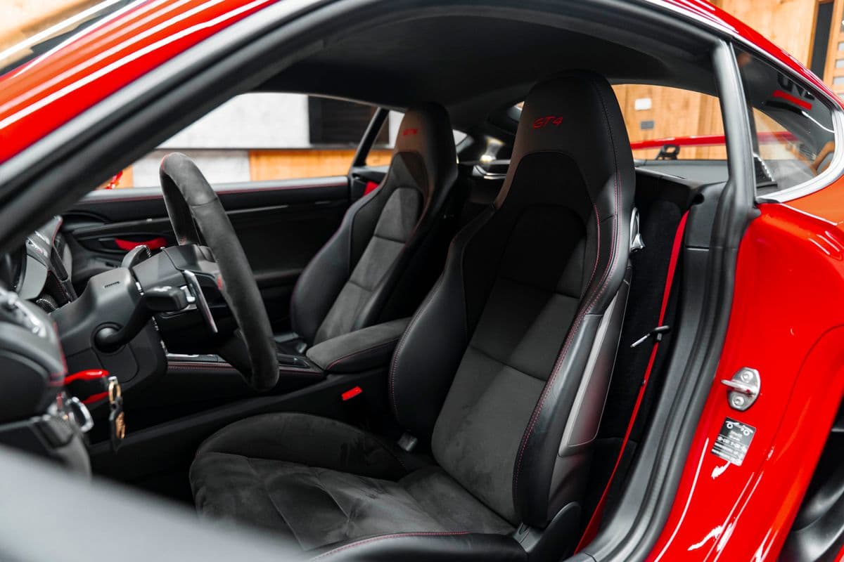 2023 Porsche 718 - 6