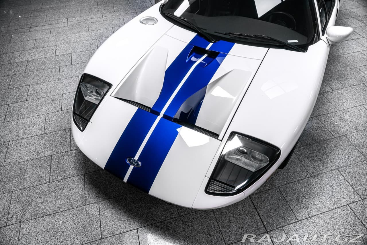 2005 Ford Gt - 7