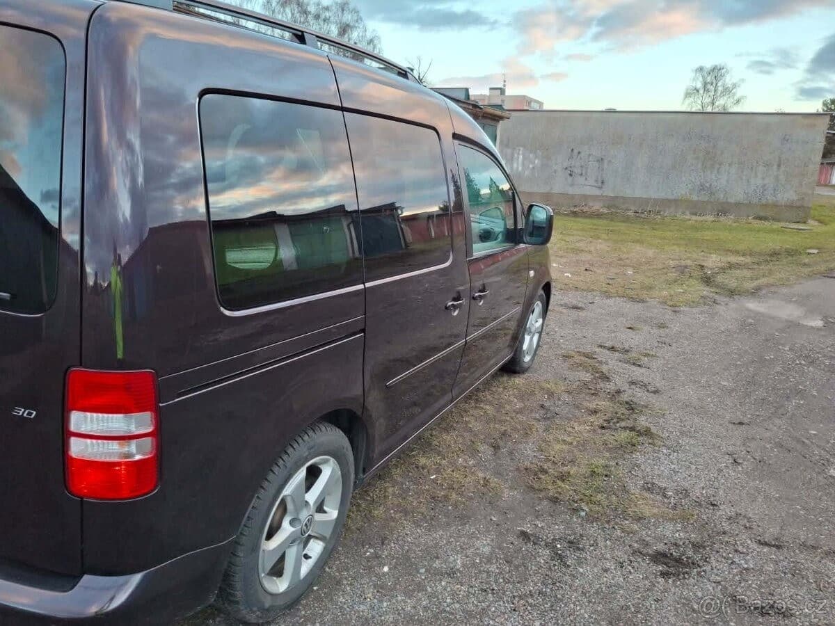 2014 Volkswagen Caddy - 4