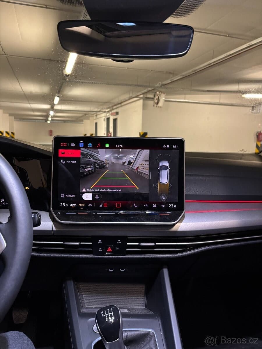 2025 Volkswagen Golf - 3