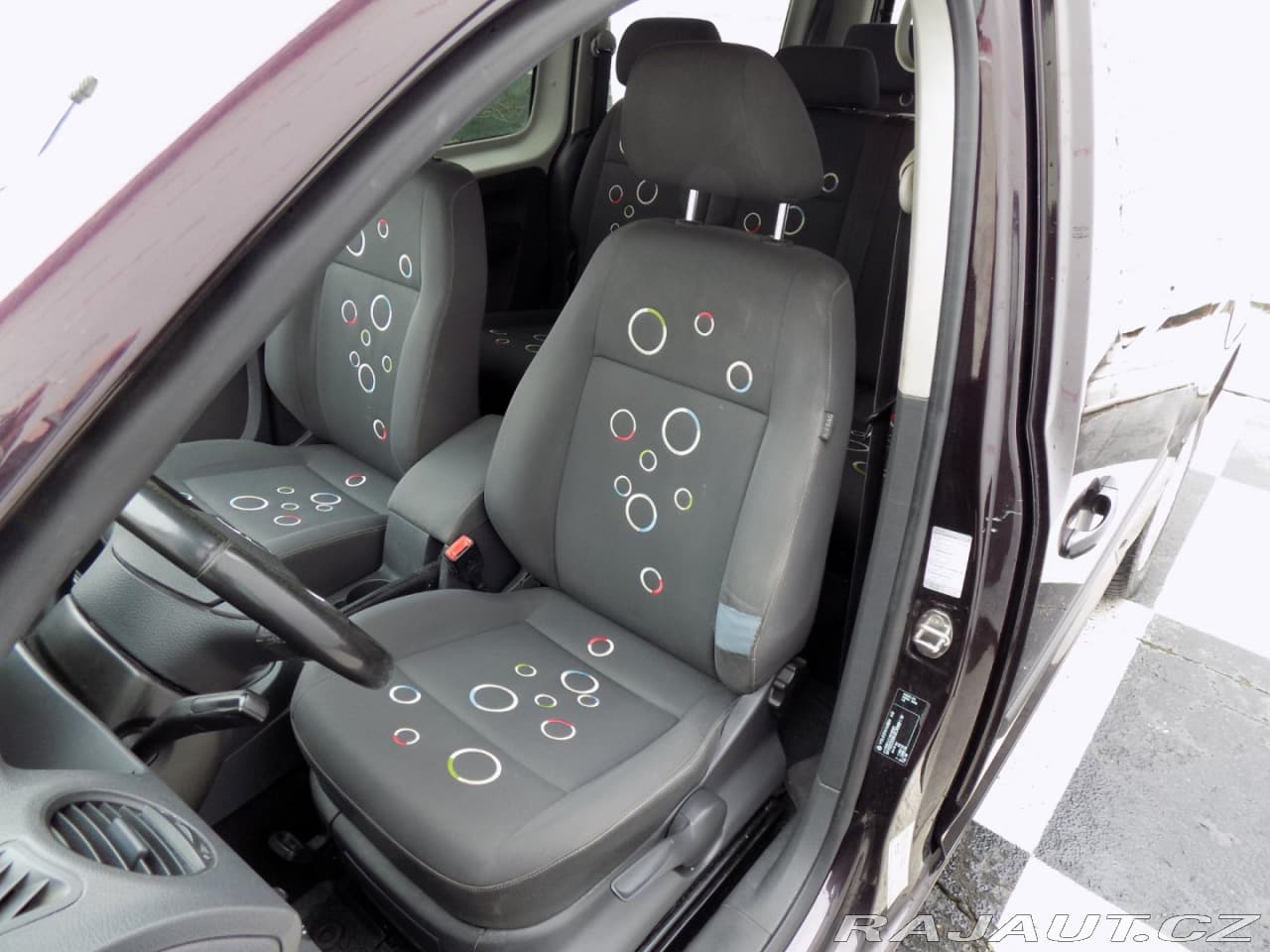 2011 Volkswagen Caddy - 13