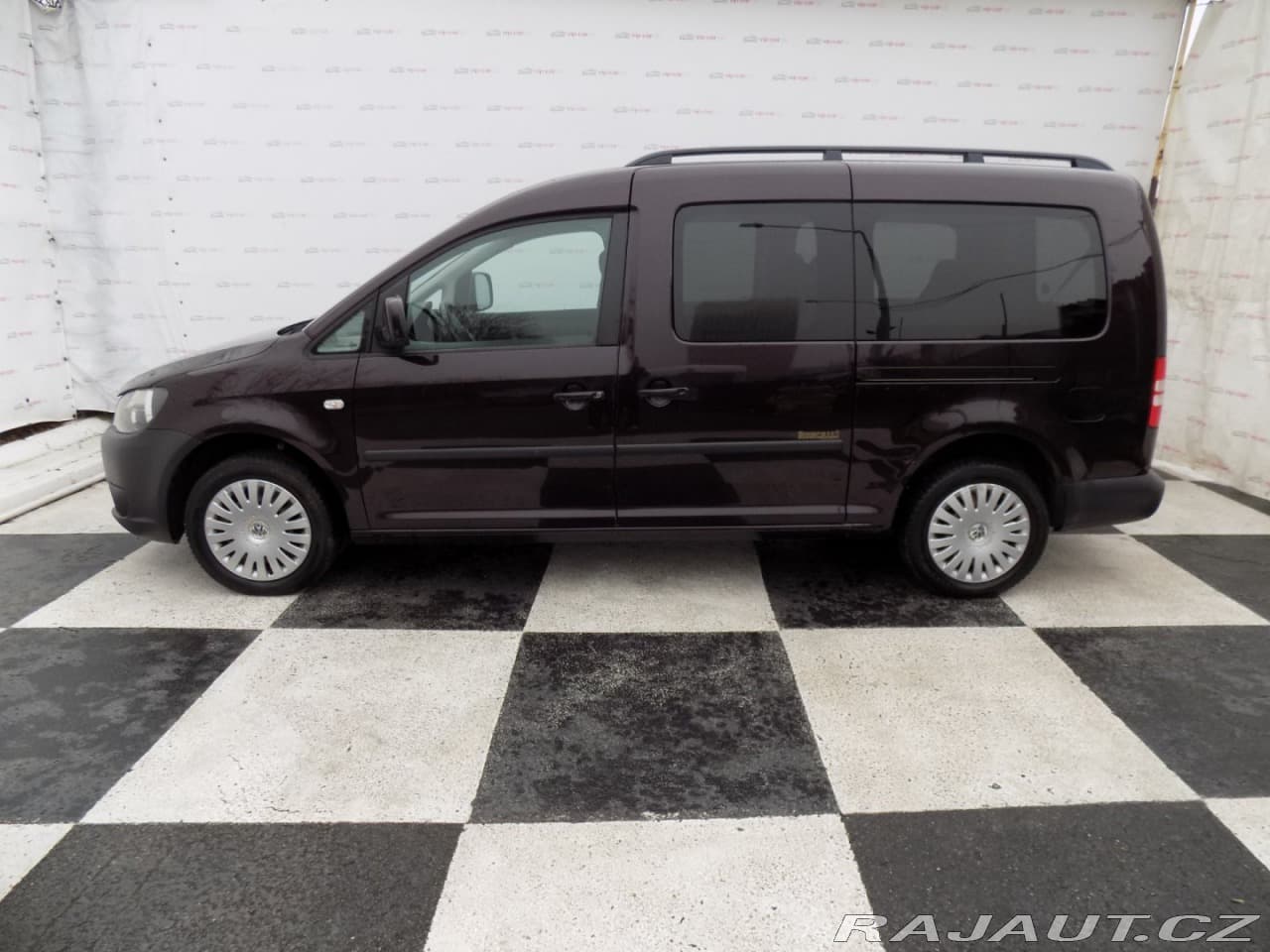 2011 Volkswagen Caddy - 2