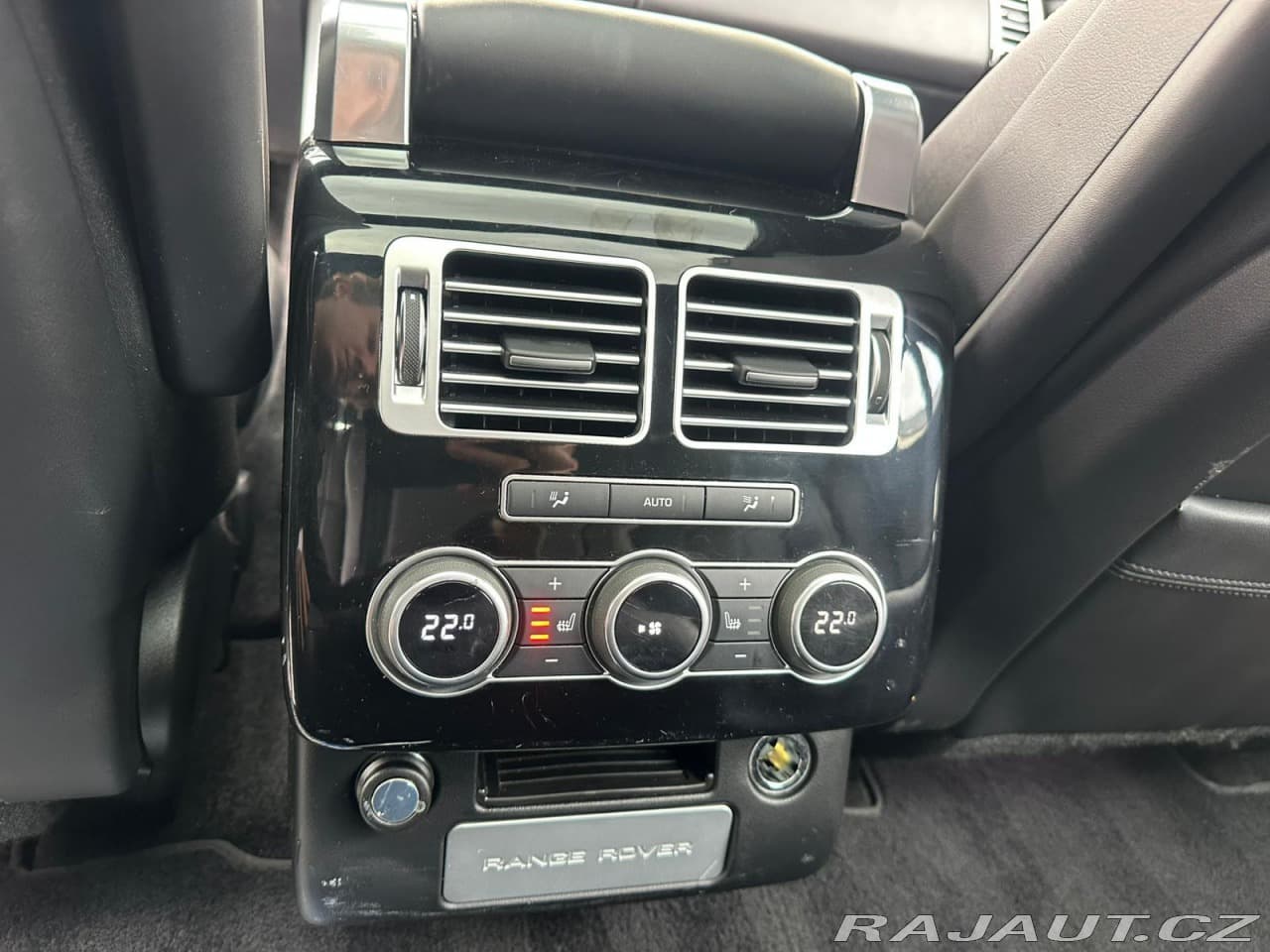 2017 Land Rover Range Rover - 14