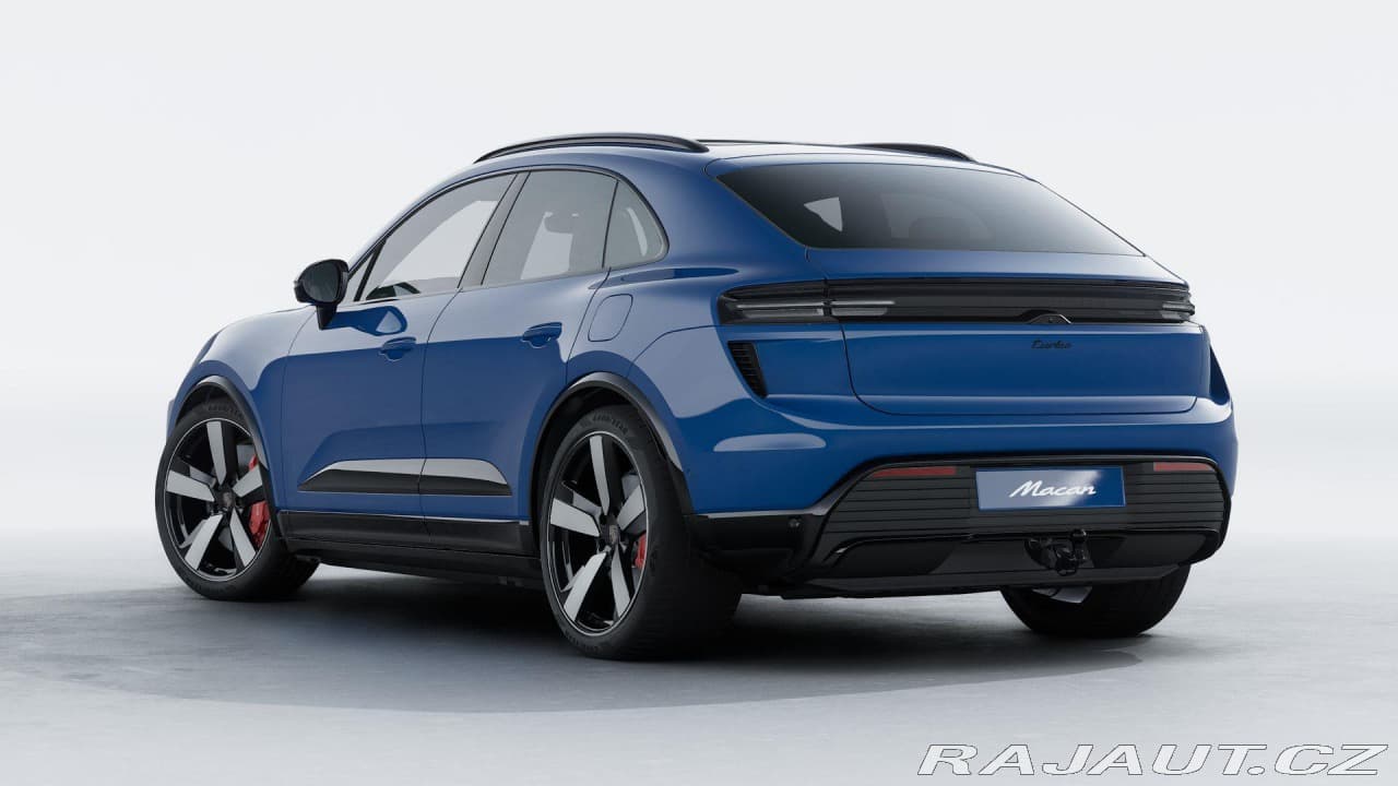 2026 Porsche Macan - 2
