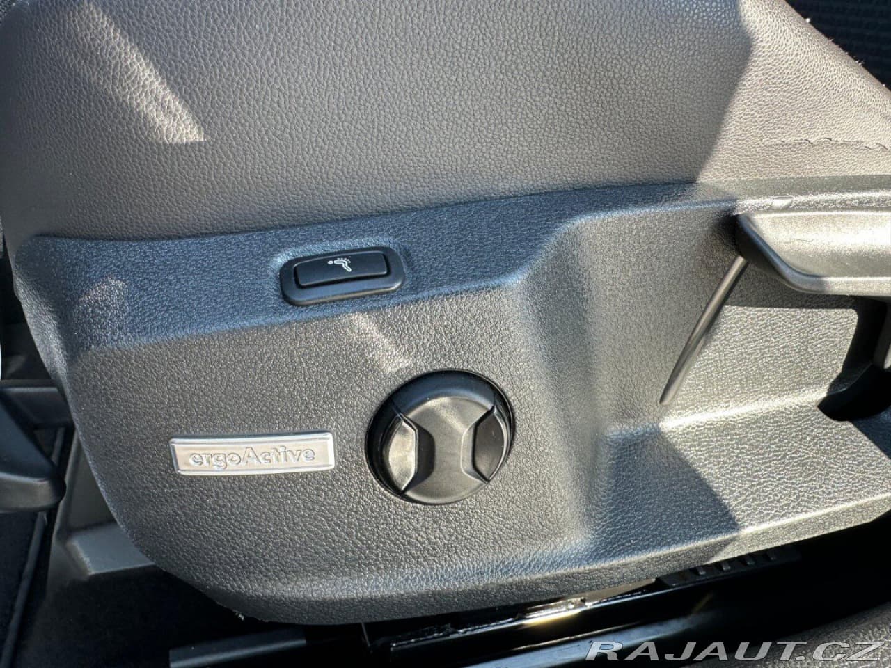 2015 Volkswagen Golf - 10