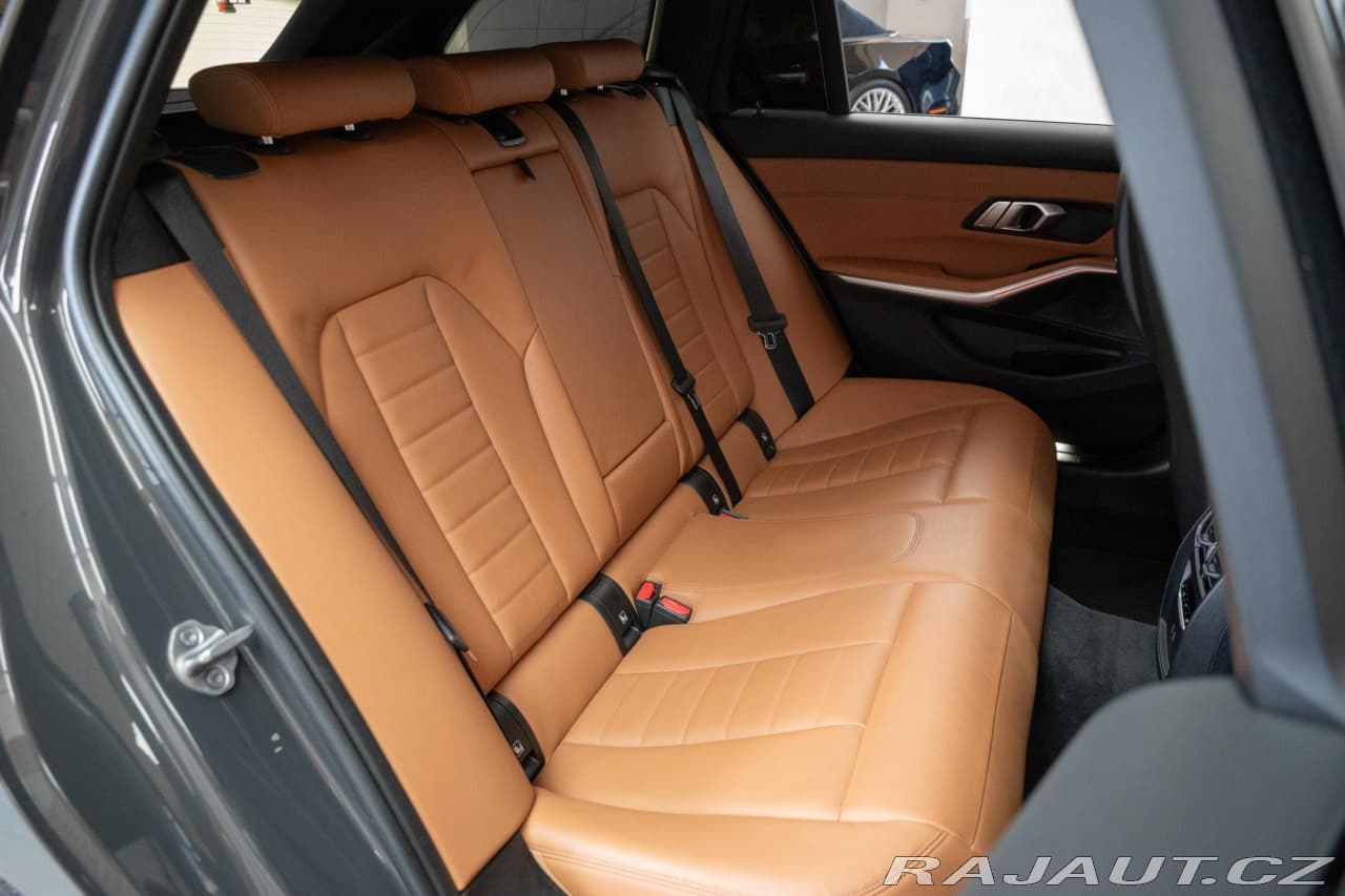 2021 BMW 3-Series - 13