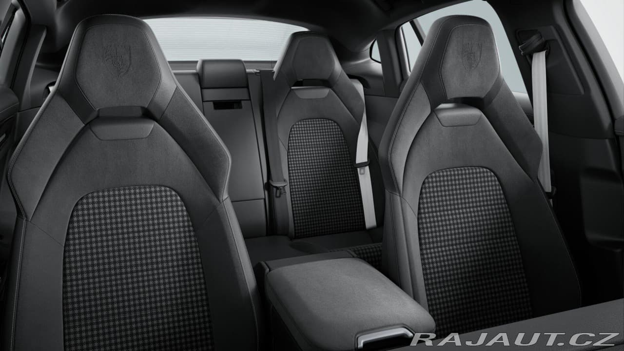 2025 Porsche Panamera - 5